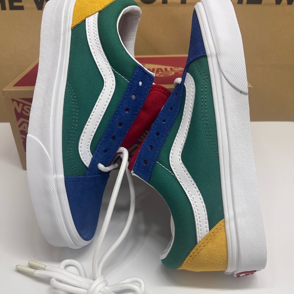 Vans Women's Old Skool (Vans Yacht Club) Blue/Green Sneakers
VN0A38G1R1Q - Picture 5 of 16